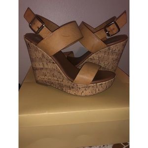 Wedges 7.5 women’s- never worn